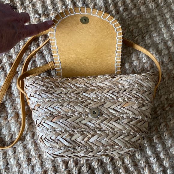 Universal Thread straw handbag - Picture 4 of 8